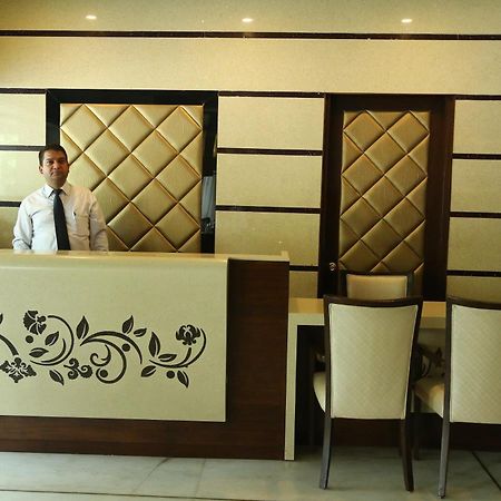Hotel Park Inn Чандигарх Экстерьер фото